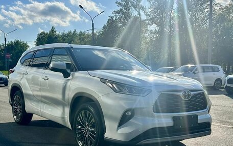 Toyota Highlander, 2026 год, 5 700 000 рублей, 2 фотография