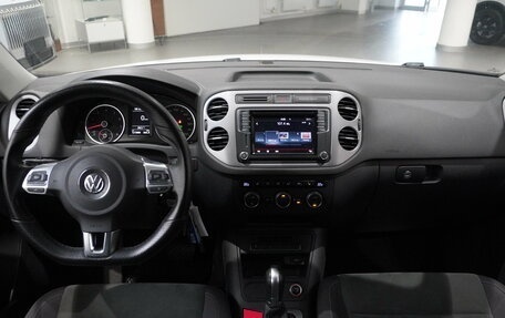 Volkswagen Tiguan I, 2016 год, 1 800 000 рублей, 13 фотография