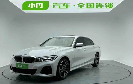 BMW 3 серия, 2022 год, 2 700 000 рублей, 3 фотография