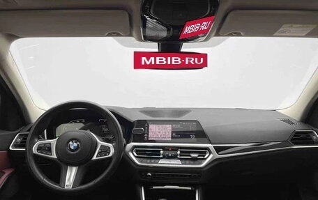 BMW 3 серия, 2022 год, 2 700 000 рублей, 10 фотография