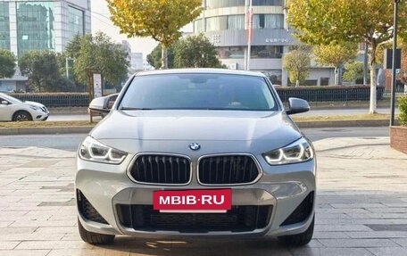 BMW X2, 2021 год, 1 580 000 рублей, 2 фотография