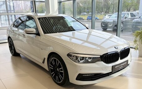 BMW 5 серия, 2017 год, 3 250 000 рублей, 3 фотография