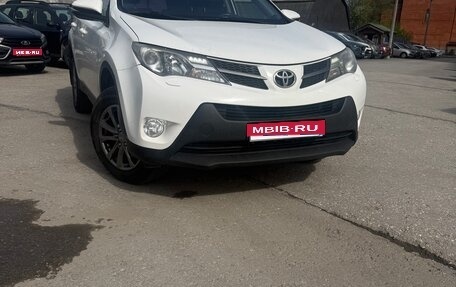 Toyota RAV4, 2015 год, 2 050 000 рублей, 1 фотография