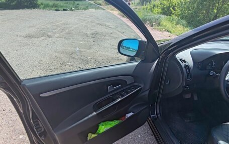 KIA cee'd I рестайлинг, 2011 год, 820 000 рублей, 18 фотография