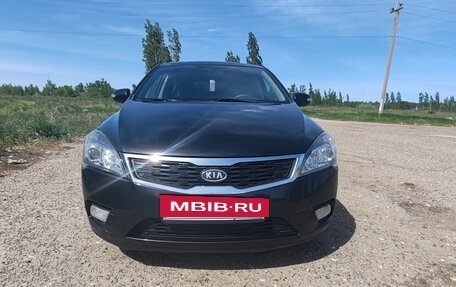 KIA cee'd I рестайлинг, 2011 год, 820 000 рублей, 28 фотография