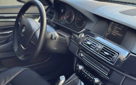 BMW 5 серия, 2011 год, 1 650 000 рублей, 32 фотография