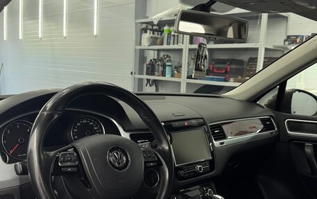 Volkswagen Touareg III, 2012 год, 2 950 000 рублей, 8 фотография