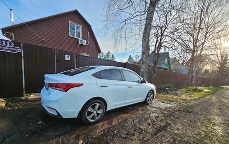 Hyundai Solaris II рестайлинг, 2017 год, 1 478 000 рублей, 5 фотография