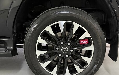 Toyota Land Cruiser, 2022 год, 10 300 000 рублей, 10 фотография