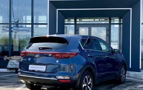 KIA Sportage IV рестайлинг, 2020 год, 2 549 000 рублей, 5 фотография