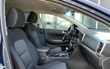 KIA Sportage IV рестайлинг, 2020 год, 2 549 000 рублей, 29 фотография