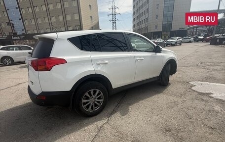 Toyota RAV4, 2015 год, 2 050 000 рублей, 3 фотография