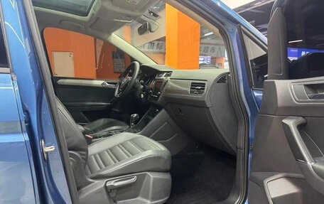 Volkswagen Touran III, 2022 год, 1 610 000 рублей, 11 фотография