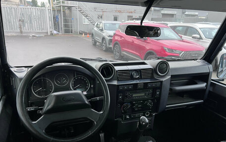 Land Rover Defender I, 2011 год, 1 650 000 рублей, 9 фотография