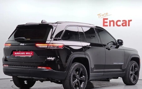 Jeep Grand Cherokee, 2023 год, 6 990 000 рублей, 3 фотография