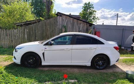 Chevrolet Cruze II, 2010 год, 790 000 рублей, 6 фотография