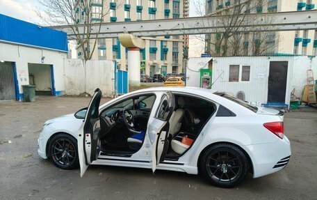 Chevrolet Cruze II, 2010 год, 790 000 рублей, 13 фотография