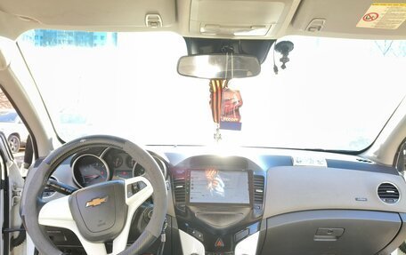 Chevrolet Cruze II, 2010 год, 790 000 рублей, 15 фотография