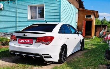 Chevrolet Cruze II, 2010 год, 790 000 рублей, 10 фотография