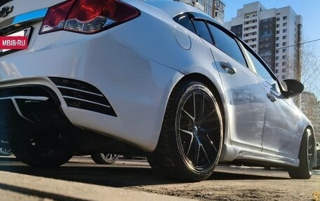 Chevrolet Cruze II, 2010 год, 790 000 рублей, 20 фотография