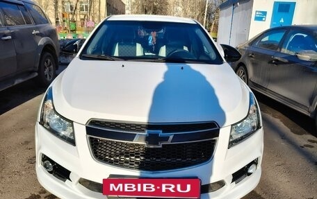 Chevrolet Cruze II, 2010 год, 790 000 рублей, 24 фотография