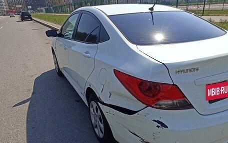 Hyundai Solaris II рестайлинг, 2011 год, 300 000 рублей, 10 фотография
