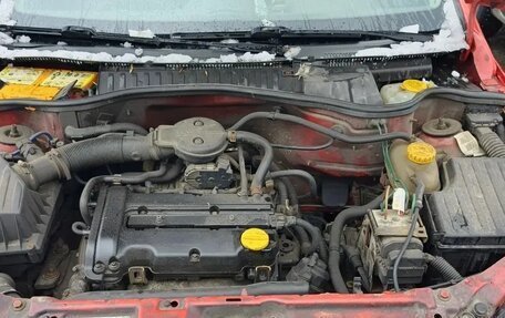 Opel Corsa C рестайлинг, 2004 год, 190 000 рублей, 9 фотография