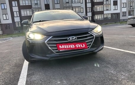 Hyundai Elantra VI рестайлинг, 2017 год, 1 300 000 рублей, 7 фотография