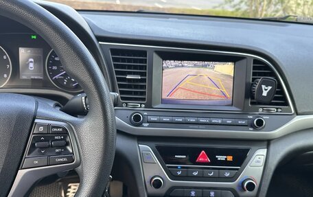 Hyundai Elantra VI рестайлинг, 2017 год, 1 300 000 рублей, 17 фотография
