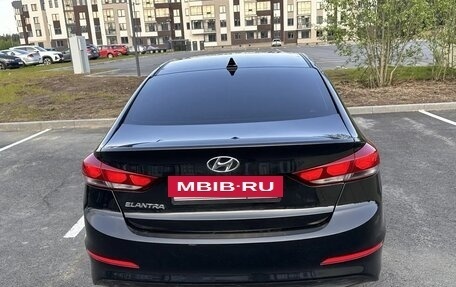 Hyundai Elantra VI рестайлинг, 2017 год, 1 300 000 рублей, 12 фотография