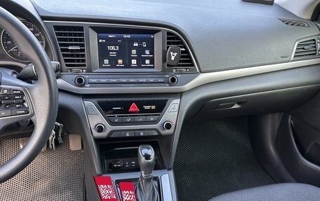 Hyundai Elantra VI рестайлинг, 2017 год, 1 300 000 рублей, 18 фотография