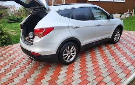 Hyundai Santa Fe III рестайлинг, 2013 год, 1 420 000 рублей, 2 фотография