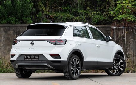 Volkswagen T-Roc I, 2026 год, 2 300 000 рублей, 7 фотография