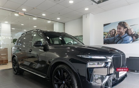 BMW X7, 2023 год, 12 650 000 рублей, 3 фотография