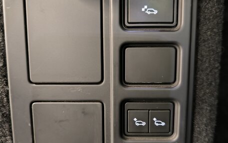 Land Rover Discovery IV, 2020 год, 5 500 000 рублей, 21 фотография