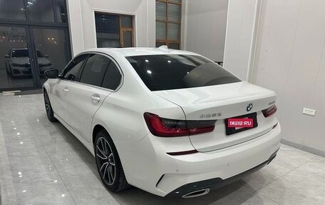 BMW 3 серия, 2022 год, 2 698 000 рублей, 4 фотография