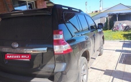 Toyota Land Cruiser Prado 150 рестайлинг 2, 2014 год, 3 100 000 рублей, 3 фотография