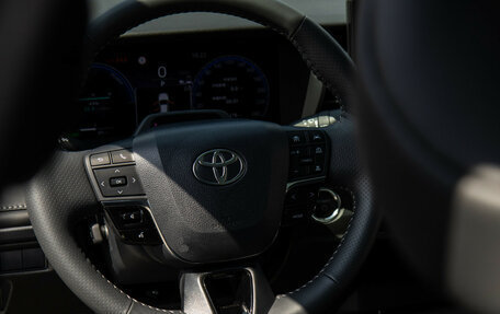 Toyota Camry, 2025 год, 3 868 000 рублей, 12 фотография