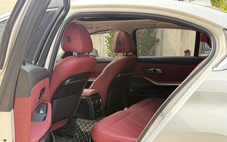 BMW 3 серия, 2021 год, 2 000 000 рублей, 9 фотография