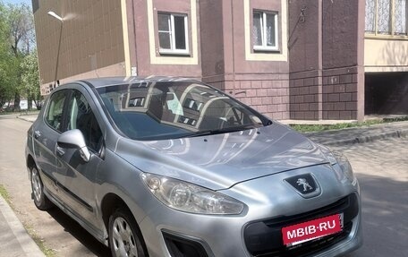 Peugeot 308 II, 2011 год, 350 000 рублей, 2 фотография