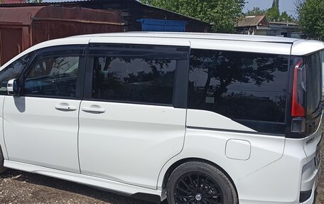 Honda Stepwgn IV, 2020 год, 2 800 000 рублей, 2 фотография