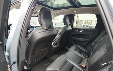Volvo XC60 II, 2022 год, 5 000 000 рублей, 8 фотография