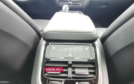 Volvo XC60 II, 2022 год, 5 000 000 рублей, 10 фотография