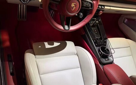 Porsche 911, 2024 год, 26 000 000 рублей, 6 фотография