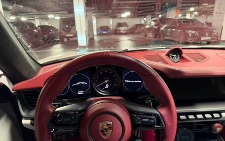 Porsche 911, 2024 год, 26 000 000 рублей, 8 фотография