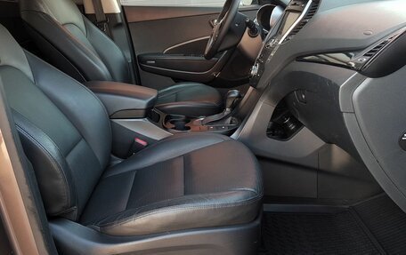 Hyundai Santa Fe III рестайлинг, 2013 год, 1 895 000 рублей, 23 фотография