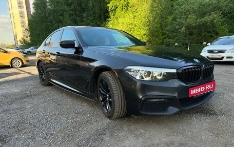 BMW 5 серия, 2019 год, 2 850 000 рублей, 5 фотография