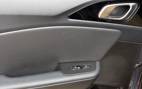 KIA cee'd III, 2018 год, 1 800 000 рублей, 10 фотография