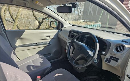 Daihatsu Mira e:S I рестайлинг, 2015 год, 375 000 рублей, 10 фотография