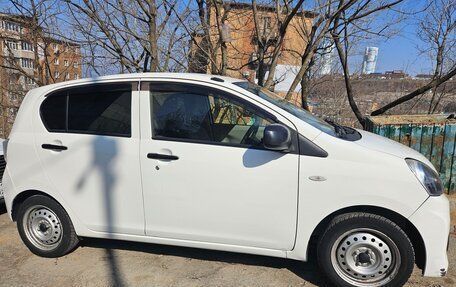 Daihatsu Mira e:S I рестайлинг, 2015 год, 375 000 рублей, 18 фотография